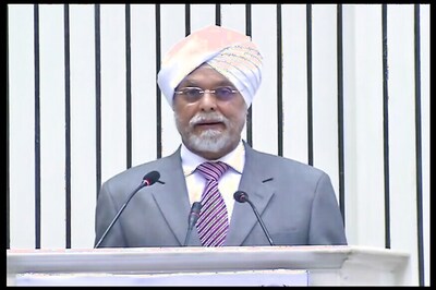 Hold Parties Accountable For Unfulfilled Poll Promises, Says CJI