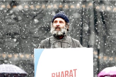 Delhi Police Meets Rahul Over 'Sexual Assault' Remarks Made in Kashmir | Here's What He Had Said