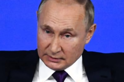 Russian President Vladimir Putin Accuses Ukraine of Stalling Peace Talks