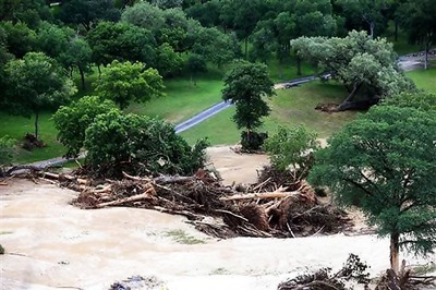 US: Death toll climbs to 19 from storms in Texas and Oklahoma