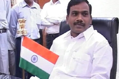 Govt may penalise Reliance Comm: Minister