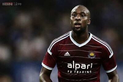 West Ham striker Carlton Cole fined $30,000 over tweet