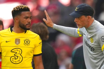 Thomas Tuchel Says Inconsistent Chelsea Need to Emulate Liverpool