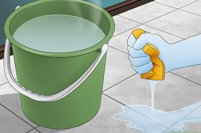 How to Clean Mold from Grout