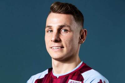 Premier League: Aston Villa Sign France Defender Lucas Digne from Everton