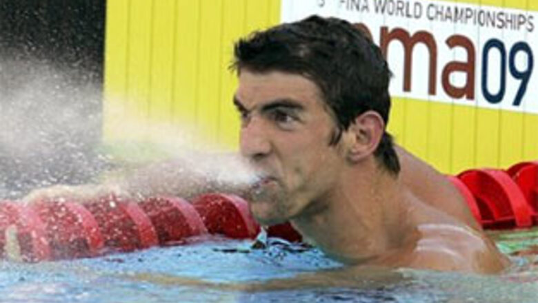 Phelps rebounds with world record in 200m butterfly