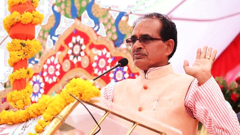 As MP Battles Covid-19 Crisis, Shivraj Sets Record by Becoming CM Without a Cabinet for Longest Duration