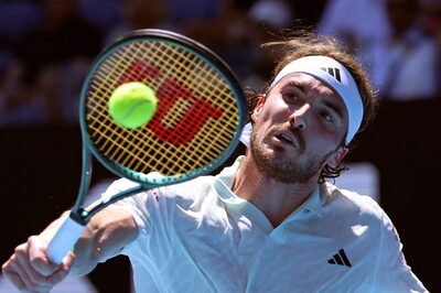 Australian Open 2024: Stefanos Tsitsipas Overcomes Minor Scare to Beat Zizou Bergs in Four Sets