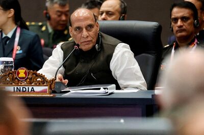 Rajnath Singh Holds 'Fruitful Discussions' with UK Counterpart on Security and Defence Industrial Co-op