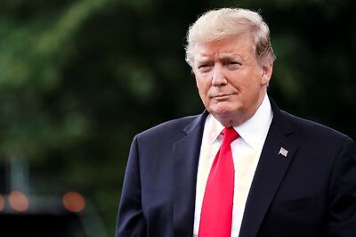 Trump Says 'No Reason' to Lift Tariffs on China Amid Coronavirus Economic Damage