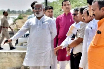 From UP Minister's 'Paisa Dakarna' to Maha CM's 'Thappad se Darr..': When Netas Delivered Film-worthy Lines