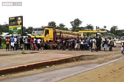 Struggling Liberia creates 'plague villages' in Ebola epicenter