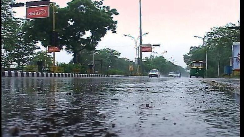 Rain lashes Delhi, cloudy day ahead