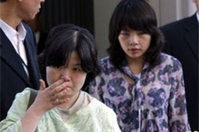 Korean hostages released by Taliban return home