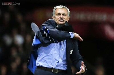 Jose Mourinho blames referee for Chelsea's loss at White Hart Lane