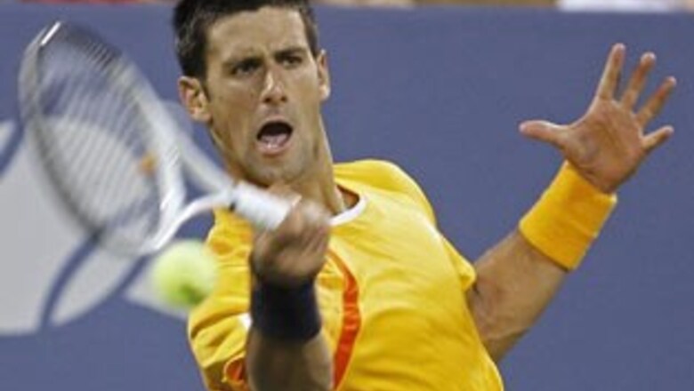 Djokovic, Roddick march into US Open third round
