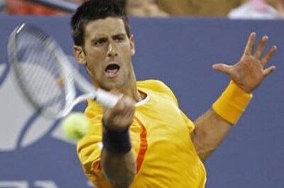 Djokovic, Roddick march into US Open third round