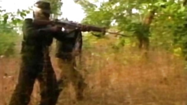 Woman Naxal held after gun battle in Raipur