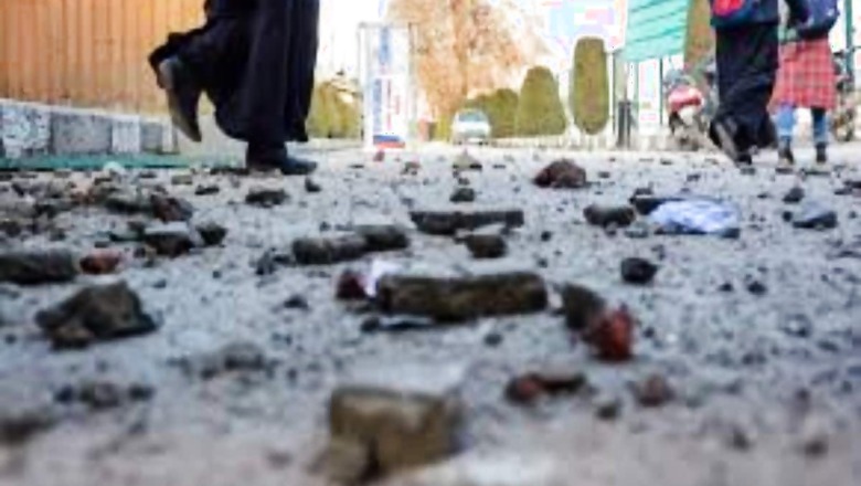 Stones Pelted as Protest Over Road Crash Death Turns Violent in UP Village, 5 Cops Injured