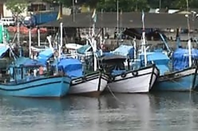 Boats, fishermen missing in cyclone