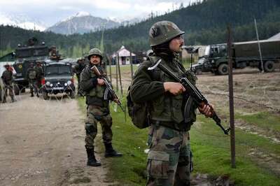 Pakistani Terrorist Killed as Army Foils Infiltration Bid in Rajouri