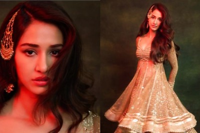 Sexy! Disha Patani Oozes Oomph In A Shimmery Blouse, See Hot Photos