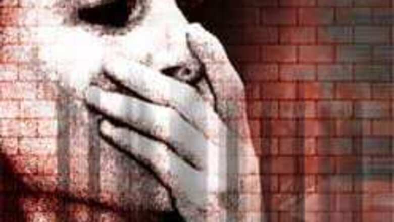 12-year-old girl gang-raped in car in Delhi