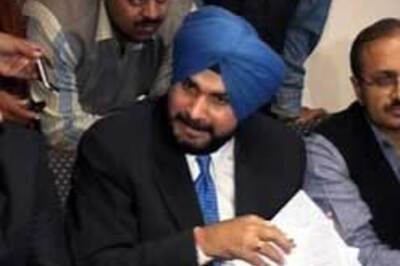 Sidhu donates Rs 10 lakh, saves baby's life
