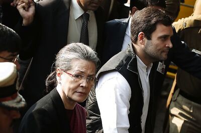 Sonia Gandhi Returns Home After Medical Check-up Abroad