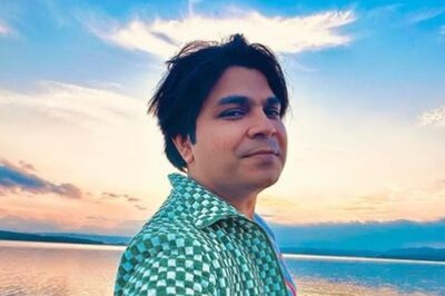 Ankit Tiwari Celebrates Christmas With Underprivileged Children, Sings His Hit Songs