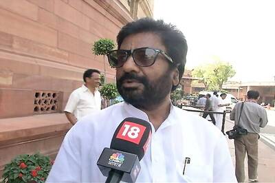 Sena MP Gaikwad Forced to Take Train After Air India Cancels His Ticket Again