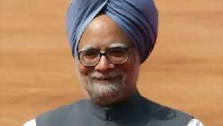 PM gives awards to scientists