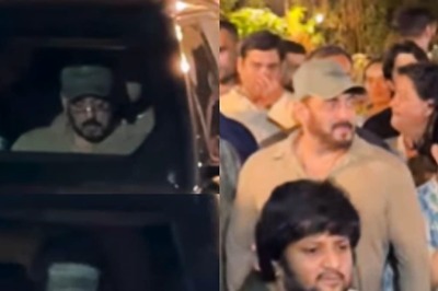 Salman Khan Makes A Rare Appearance In Spectacles; Watches As Family Dances During Ganpati Visarjan | Video