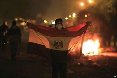 13 killed in clashes as Mohammed Morsi's supporters rally in Egypt