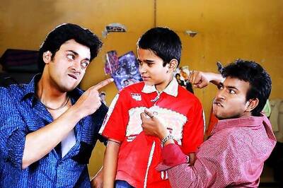 Hide from the terrible game of 'Lukochurii'