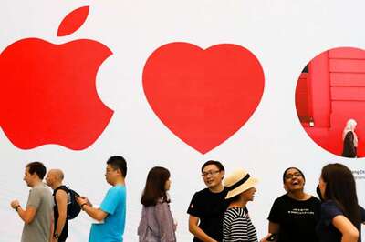 Apple Opens its First Southeast Asia Store in Singapore