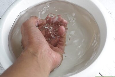 How to Eat Ethiopian Food