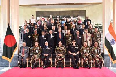 Retd Indian Soldier Honoured at Bangladesh's 50th I-Day Celebrations for Fighting 1971 Liberation War