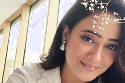 Shweta Tiwari Shows Off Her Nerdy Side While Vacationing In Kenya