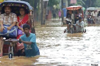 Heavy rains wreak havoc in north India, six die