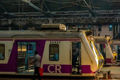 Central Railway to Hold its 3,000th Mega Block Today; These Mumbai Local Train Services to be Affected