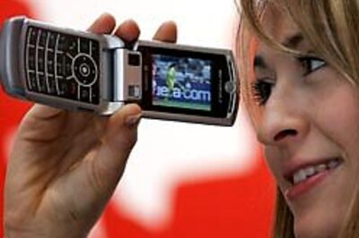 Cell phone users are not a loyal lot