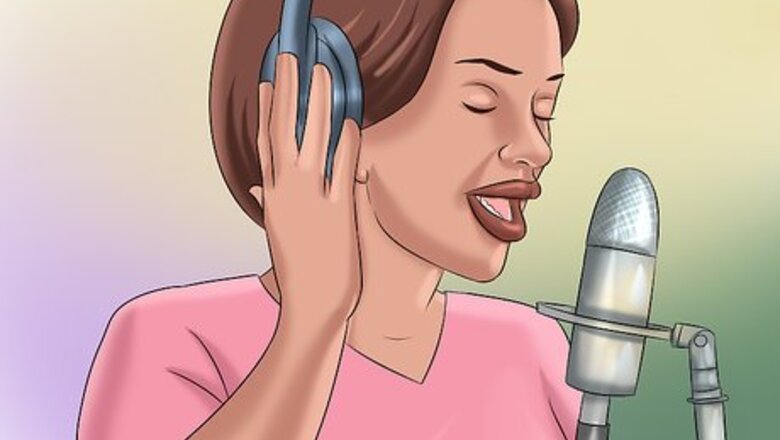 How to Avoid Vocal Damage When Singing