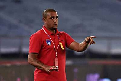ISL: Roberto Carlos invites Ronaldo for Delhi Dynamos game