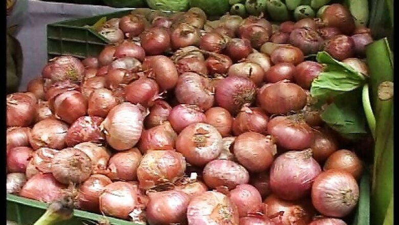 Stop eating onions, prices will come down, SC tells petitioner