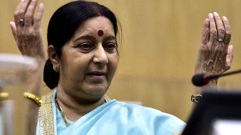 'Maintain Decorum, LK Advani Our Father Figure': Sushma Swaraj Rebukes Rahul Gandhi