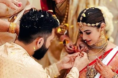 Mouni Roy's Malayali Wedding Jewellery Was Made Of 22-Carat Gold; Featured Goddess Laxmi's Carvings