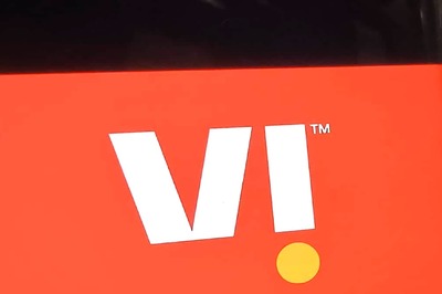 'Fresh Lease Of Life For Vodafone Idea': Kumar Mangalam Birla Says After VI's Rs 18,000 Cr FPO