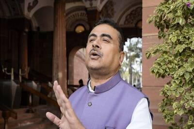 Adhikari Meets Bengal Guv, Urges Him to Visit Family of 'Murdered BJP Worker'