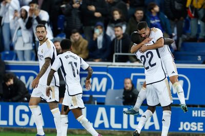 Lucas Vazquez Lone Strike Sends 10-Man Real Madrid to Top of La Liga